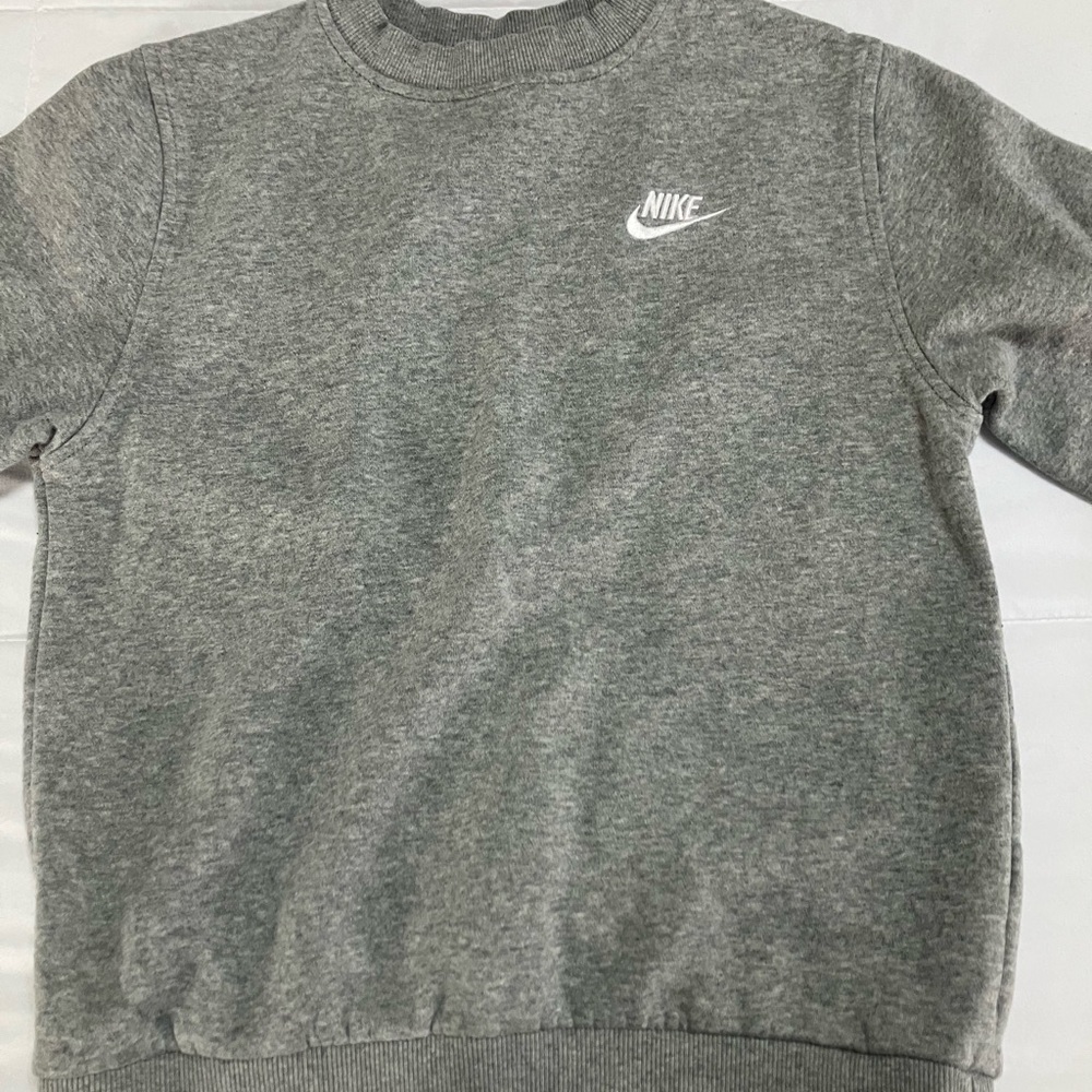 Nike Boys Heather Grey Crewneck Sweatshirt